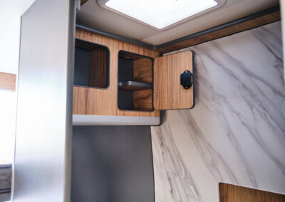 Furgo blanca 47 Camperización furgonetas