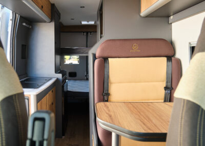 Furgo blanca 8 Camperización furgonetas